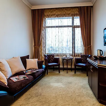 Grandwork 4*